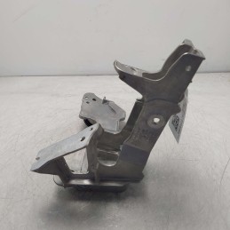 8W1723117 supporto in alluminio pedale freno Audi A4 B9 Avant S-line  2.0 110 KW 2016 cambio automatico