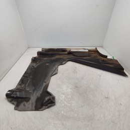 8W0825216 vassoio plastica sottoscocca Audi A4 B9 Avant S-line  2.0 110 KW 2016 post DX