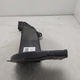 8W0819805A tubo condotto aerazione post SX Audi A4 B9 Avant S-line  2.0 110 KW 2016 DEU