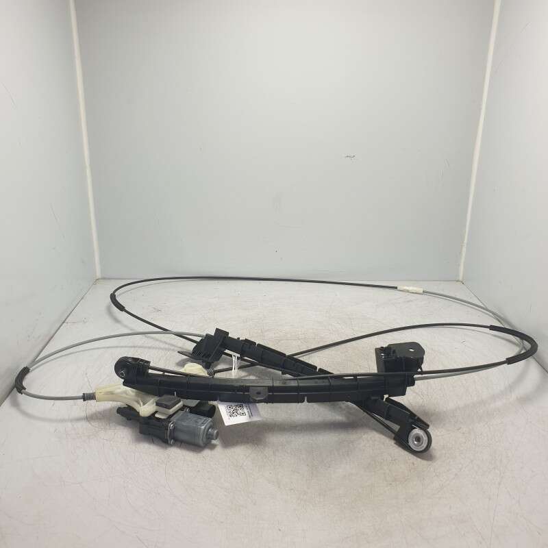 8W9863560 Motorino apertura tendina baule Audi A4 B9 Avant S-line 2.0 110 KW 2016 DEU