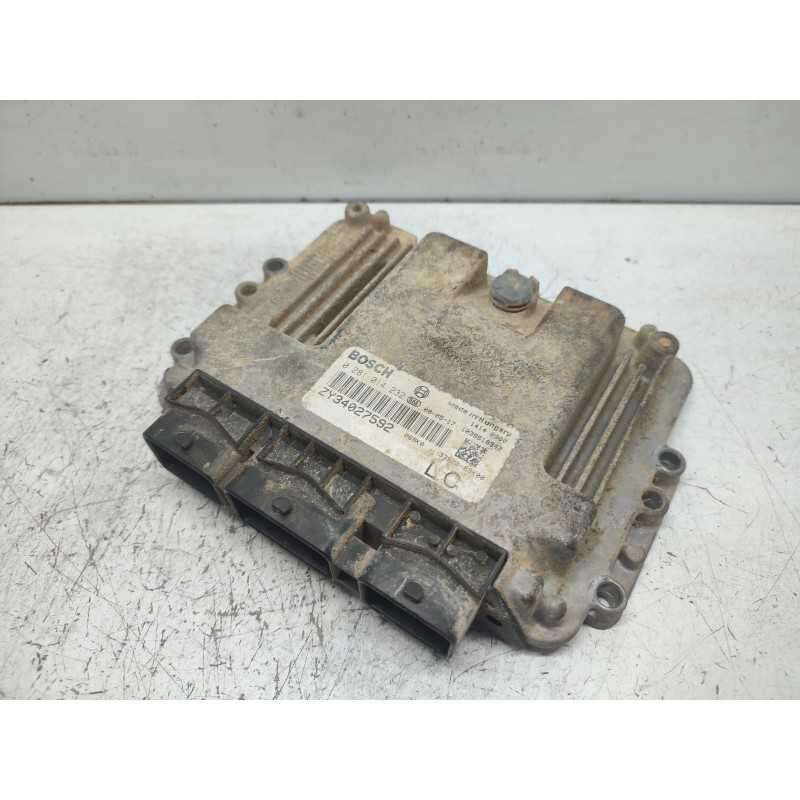 ZY34027592 CENTRALINA MOTORE SUZUKI SX4 1.6 DDIS 120CV 2009 BOSCH 0281014232