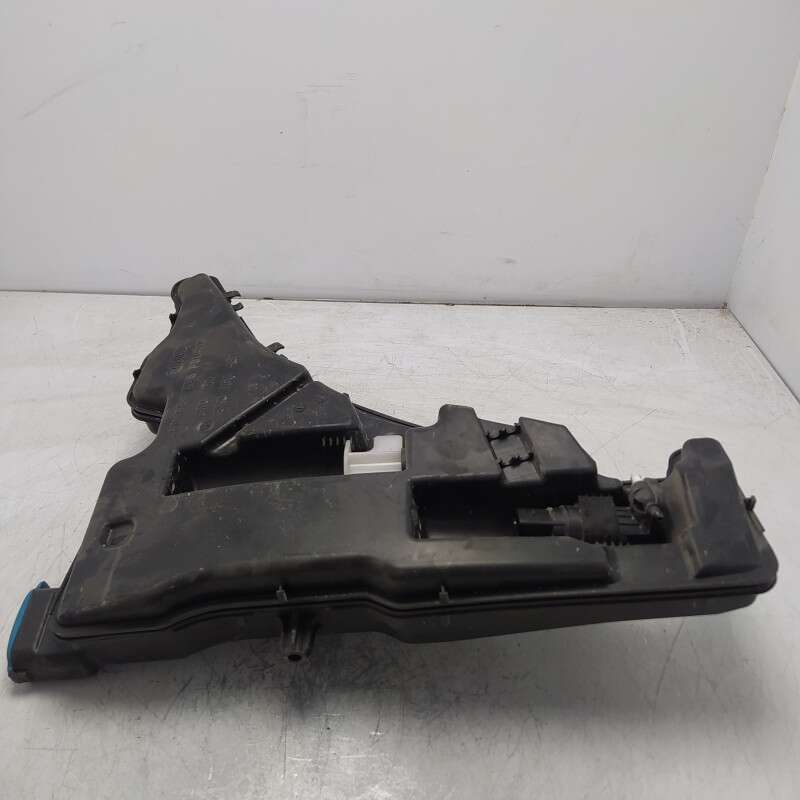 8W0955451 serbatoio tanica liquido tergicristalli Audi A4 B9 Avant S-line 2.0 110 KW 2016 DEU
