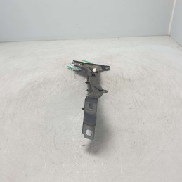 8W0821138C supporto sostegno vano motore Audi A4 B9 Avant S-line  2.0 110 KW 2016 DEU