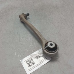 Braccio oscillante sospensione superiore Audi A4 B9 Avant S-line  2.0 110 KW 2016 anteriore destro usurato