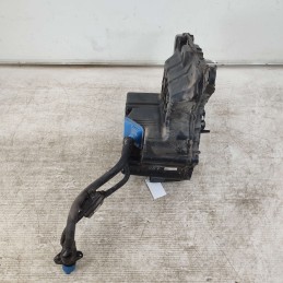 8W0131878BH serbatoio ADBlue Audi A4 B9 Avant S-line  2.0 110 KW 2016 DEU