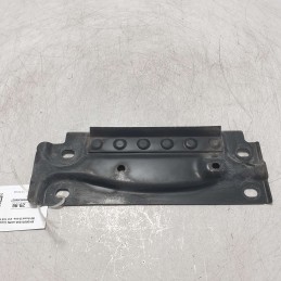 8W0803183A staffa supporto marmitta Audi A4 B9 Avant S-line  2.0 110 KW 2016 DEU