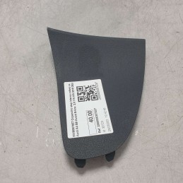 8W9867657 Coperchio stop interno cofano sx  Audi A4 B9 Avant S-line  2.0 110 KW 2016 DEU