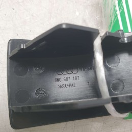  8W0887187 Finitura sedile posteriore Audi A4 B9 Avant S-line  2.0 110 KW 2016 DEU