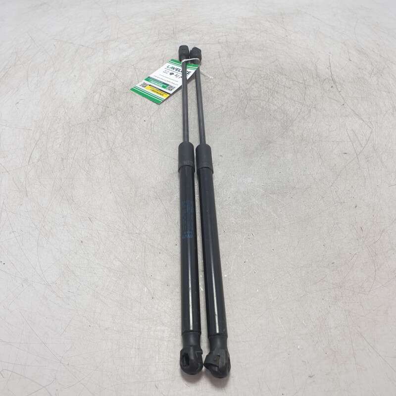 8W9827552 Coppia molle a gas portellone post Audi A4 B9 Avant S-line 2.0 110 KW 2016 DEU