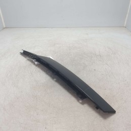 8W0837902 modanatura finitura esterna montante portiera Audi A4 B9 Avant S-line  2.0 110 KW 2016 ant DX