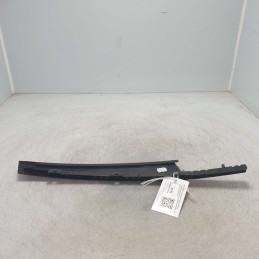 8W0837902 modanatura finitura esterna montante portiera Audi A4 B9 Avant S-line  2.0 110 KW 2016 ant DX