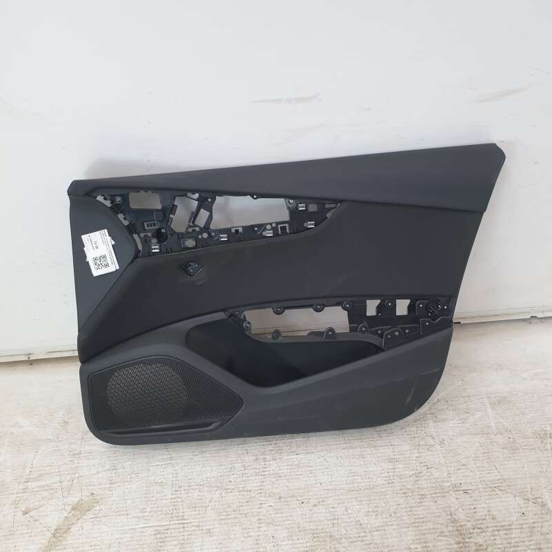 8W0867118 pannello rivestimento portiera Audi A4 B9 Avant S-line 2.0 110 KW 2016 DEU anteriore destra