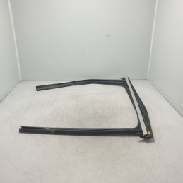 8W9839432 guarnizione con cromatura portiera Audi A4 B9 Avant S-line  2.0 110 KW 2016 DEU post DX