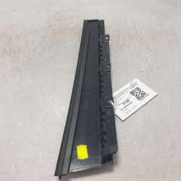 8W0839902 modanatura finitura esterna portiera Audi A4 B9 Avant S-line  2.0 110 KW 2016 DEU post DX