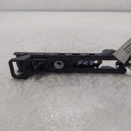 4M0857819 Staffa regolatore cint di sicurezza ant dx Audi A4 B9 Avant S-line  2.0 110 KW 2016 DEU