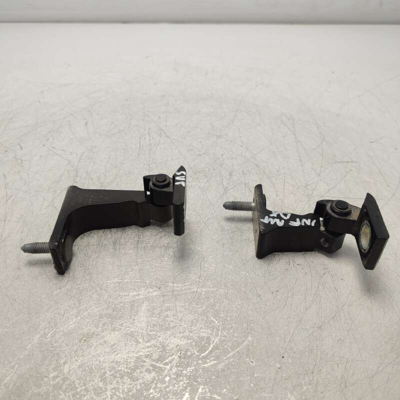8W5831404A Cerniere supporti portiera ant dx Audi A4 B9 Avant S-line 2.0 110 KW 2016 DEU