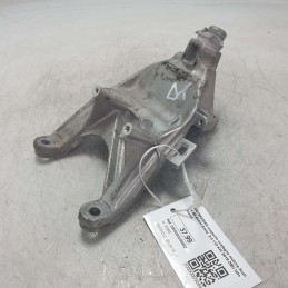 4M0199308AD supporto sostegno motore Audi A4 B9 Avant S-line  2.0 110 KW 2016 DEU lato destro