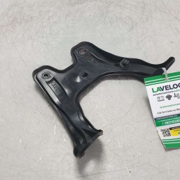 8W0121232L staffa supporto sostegno vaso espansione Audi A4 B9 Avant S-line  2.0 110 KW 2016 DEU