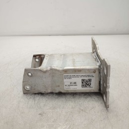 8W0807133 staffa rinforzo paraurti anteriore Audi A4 B9 Avant S-line  2.0 110 KW 2016 DEU lato sinistro