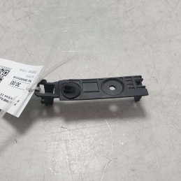  8W9807889B Supporto paraurti post sx Audi A4 B9 Avant S-line  2.0 110 KW 2016 DEU