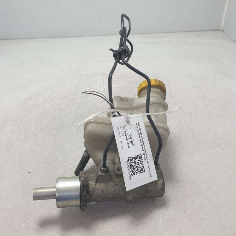 0204024925 cilindro pompa freno vaschetta Fiat Punto 2° serie 188 2003-07 Bosch