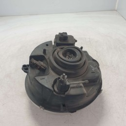 Faro fanale proiettore Jeep Cherokee KJ 2.8CRD 26C 4X4 2004 anteriore destro DX da lucidare