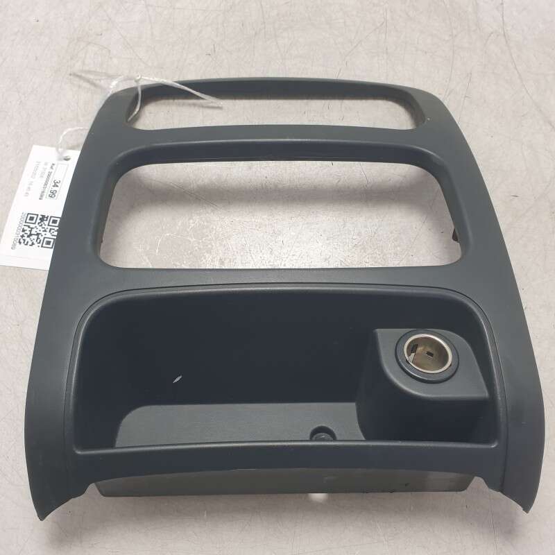 6470210 cornice cover centrale cruscotto Jeep Cherokee KJ 2.8CRD 26C 4X4 2004