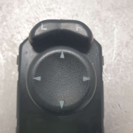 56010696AA regolatore interruttore pulsante specchietti esterni Jeep Cherokee KJ 2.8CRD 26C 4X4 2004