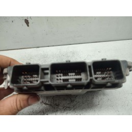 CENTRALINA MOTORE FORD FOCUS 1.6 TDI 90CV 2004-11 BOSCH 0281011701 9BXA 6M51-12A650-NA USATA