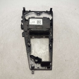 8W1864261C supporto tunnel console centrale Audi A4 B9 Avant S-line  2.0 110 KW 2016 DEU