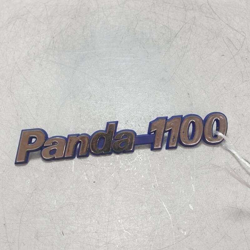 Logo scritta badge Fiat Panda 141 1100 1985-03 fregio in plastica epoca