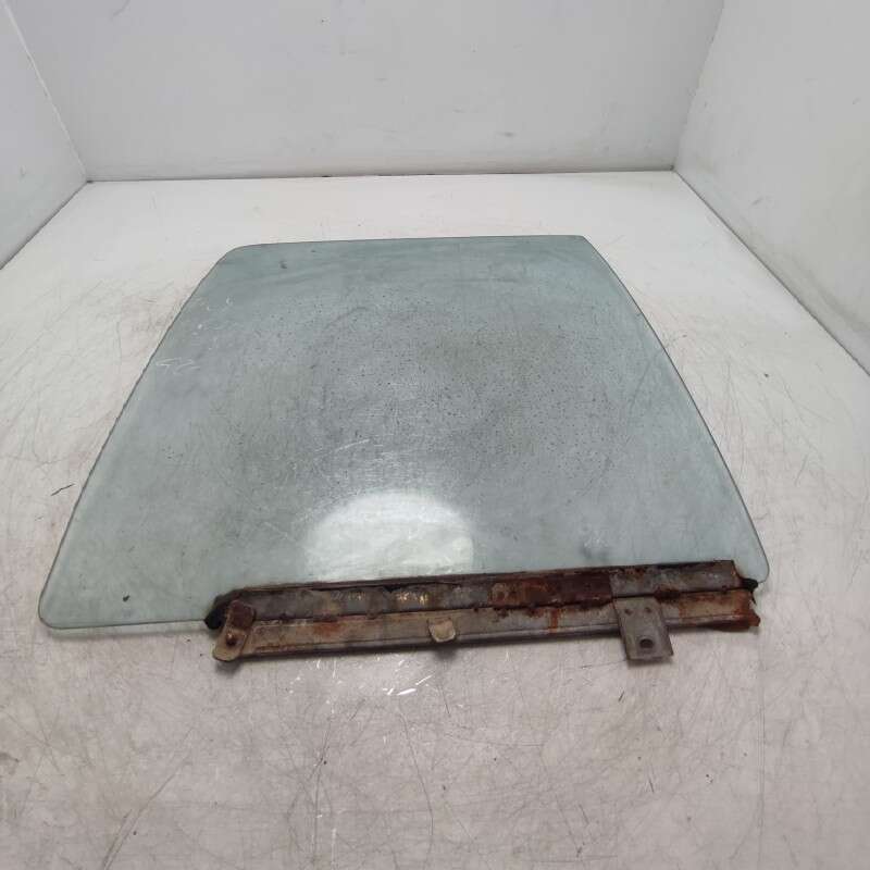 43R-00034 vetro scendente posteriore sinistro Toyota 4 Runner N120 N130 1989-95