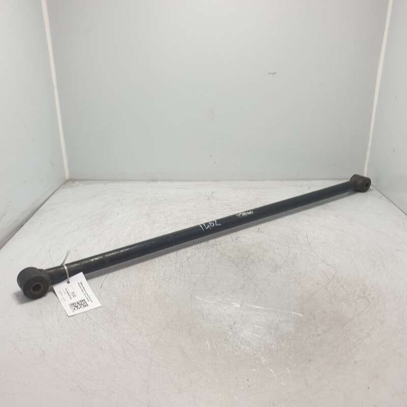 MB584166 Barra panhard post tirante Mitsubishi Pajero V20 4x4 1991-99