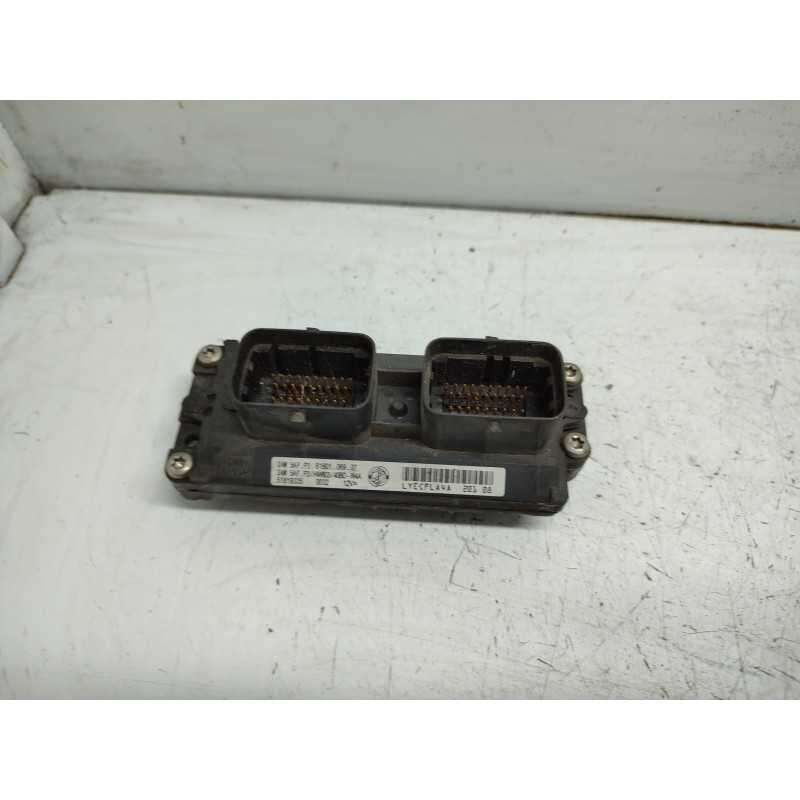 CENTRALINA MOTORE FIAT PUNTO 188 2° SERIE 1.2 BENZINA MARELLI IAW5AFP3 51819335 USATA