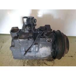4D0260805C Compressore aria condizionata clima a/c Audi A6 2.5TDI A4 A8 VW Passat 1997-05 connettore tranciato