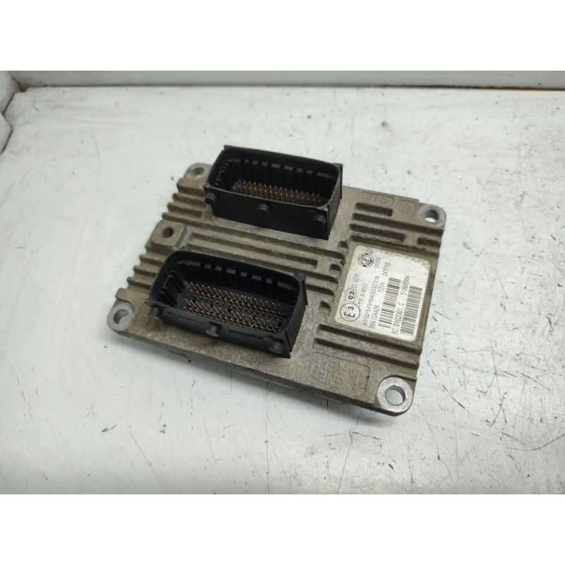 CENTRALINA MOTORE FIAT FIORINO QUBO 1.4 MARELLI IAW5SF8P3 51868984 USATA