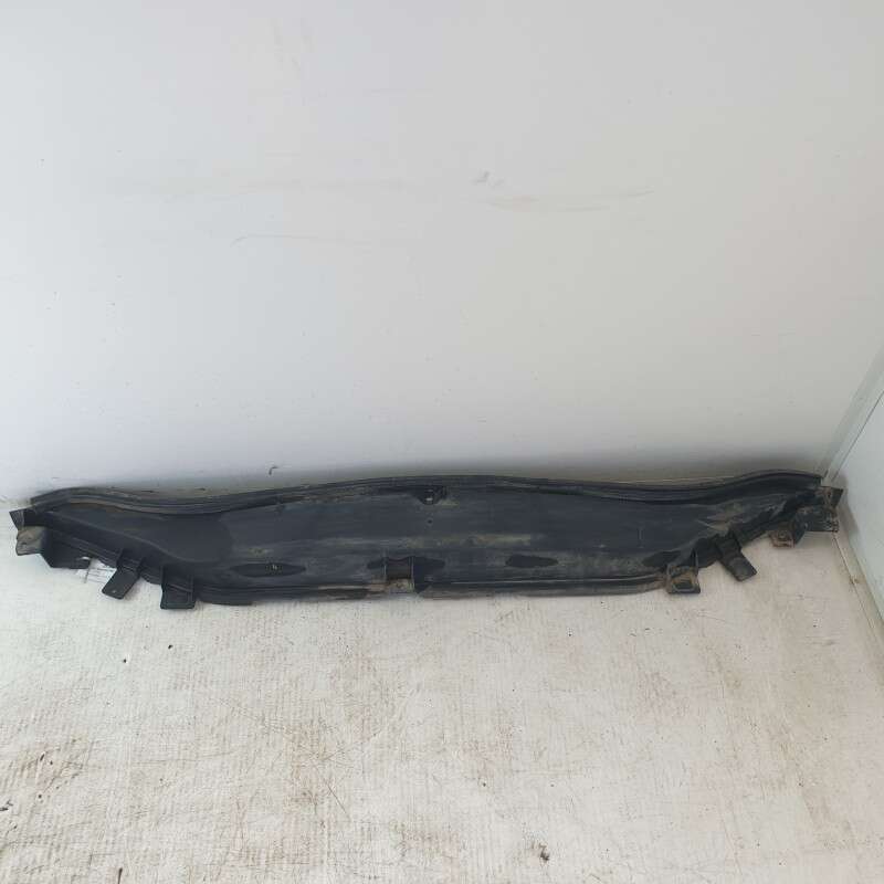 51846448 Rivestimento batticofano gocciolatoio Fiat Panda III 312 319 2012