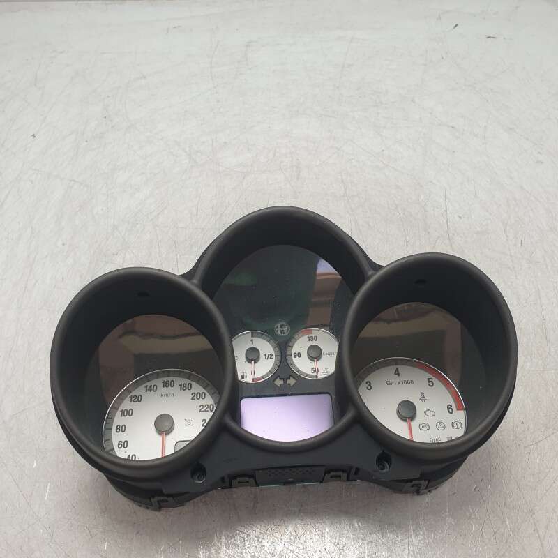 156050197 Quadro strumenti contachilometri Alfa Romeo GT 1.9D 937A5000 2005
