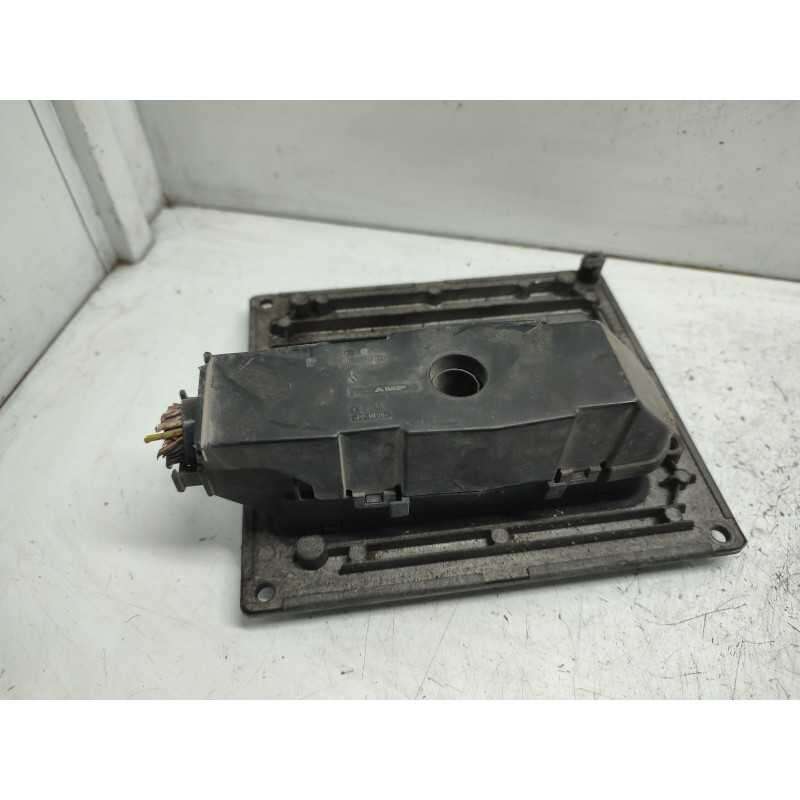 2U7A-12A650-TD CENTRALINA MOTORE FORD FIESTA V 1.6 BENZINA 2003 SIEMENS S11807007D 5CPC