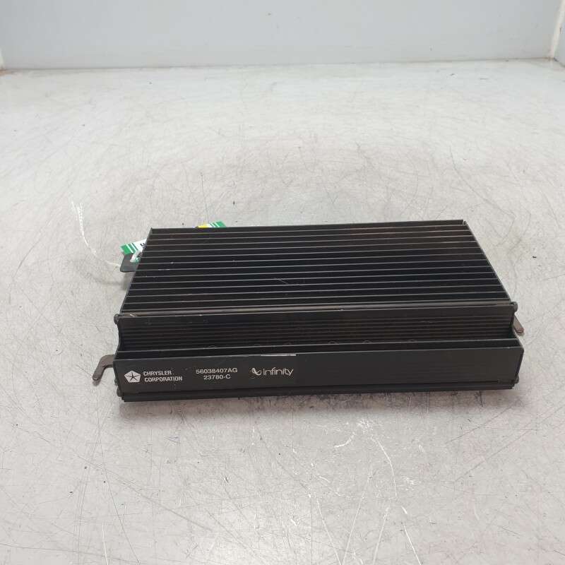 56038407AG amplificatore audio stereo Jeep Grand Cherokee 2.7 CRD 4X4 120 KW 2004 Infinity