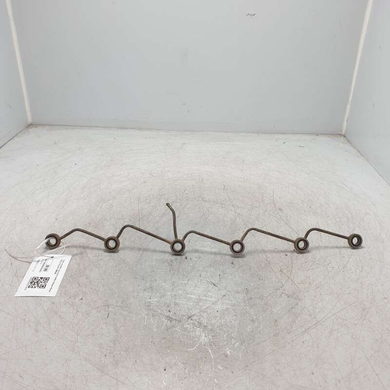 Tubo condotto raccordo iniettori Nissan Patrol TR 3.3 TD 4X4 1986-93