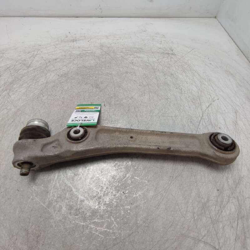 8W0407156A Braccio sosp oscillante inf ant dx Audi A4 B9 Avant S-line 2.0 110kw DEU 2016