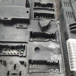 8384527 centralina scatola porta fusibili BMW X53 X5 3.0D 306D1 2003 tracce di ossido