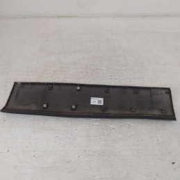 77680-65J01 rivestimento modanatura finitura esterna portiera Suzuki Grand Vitara 1.9 TD 4X4 2008 ant SX grigio con graffi 