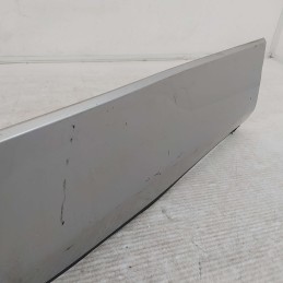77680-65J01 rivestimento modanatura finitura esterna portiera Suzuki Grand Vitara 1.9 TD 4X4 2008 ant SX grigio con graffi 