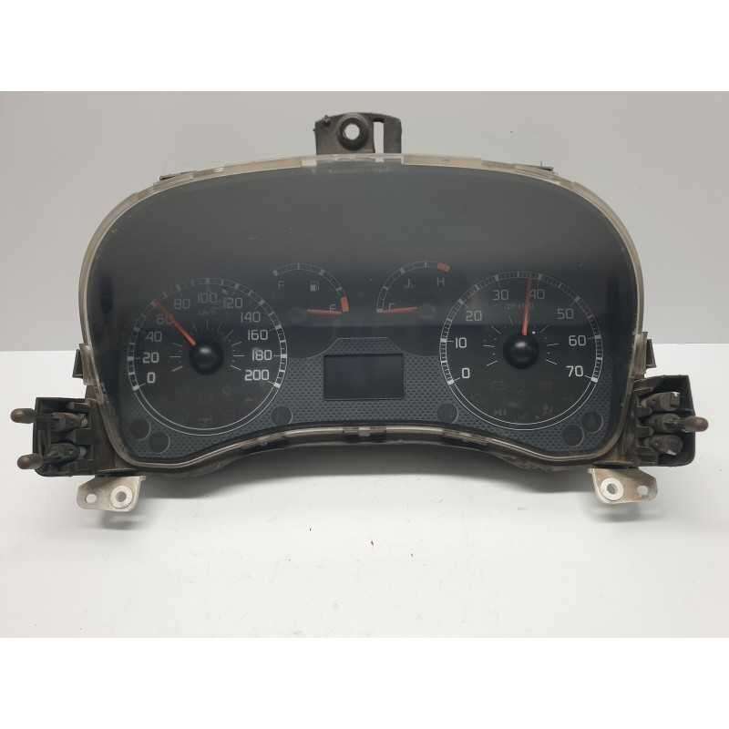 Quadro strumenti veglia contachilometri Fiat Punto 188 2005 5550004601