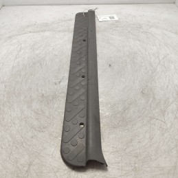 769510F000 pannello finitura battitacco portiera Nissan Terrano II 4X4 anteriore destra DX