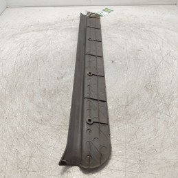 769510F000 pannello finitura battitacco portiera Nissan Terrano II 4X4 anteriore destra DX