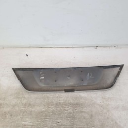 2117500237 rivestimento pannello finitura esterna cofano Mercedes W211 Classe E 270 CRD 2003 bagagliaio posteriore grigio graffi