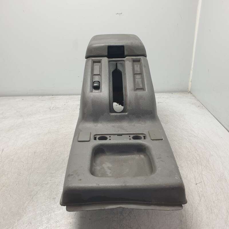 969100F010 Tunnel centrale bracciolo vano portaoggetti Nissan Terrano II R20 4X4 1993-05